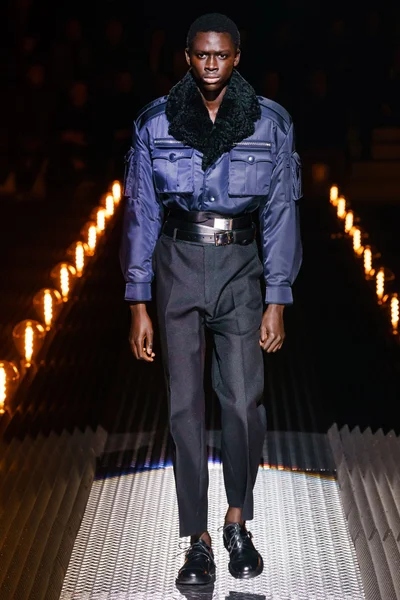 Look 34